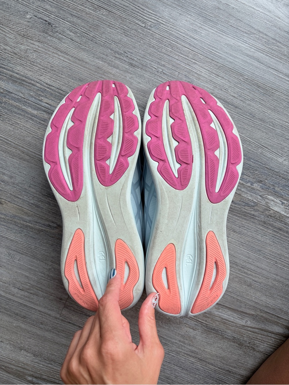 ASICS - Picture 8 of 8